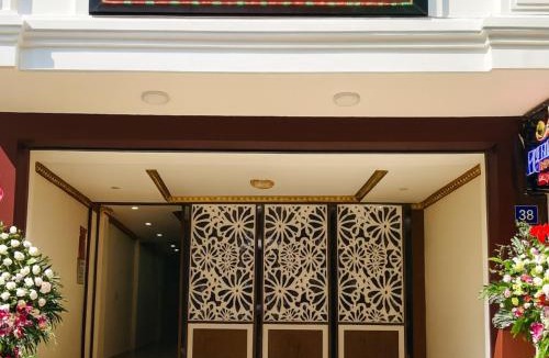 Long Bien Hotel | Hoàng Gia Long Biên Hotel