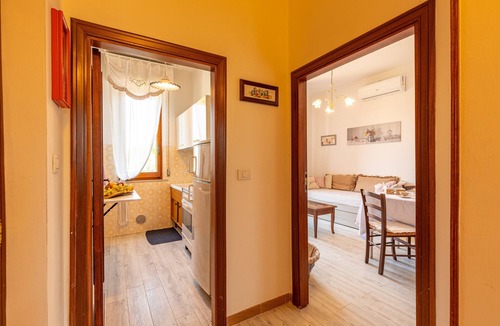 Chiusi Apartment | Holiday Apartment "Casa Vacanze Mongili" with Private Pool, Balcony & Wi-Fi