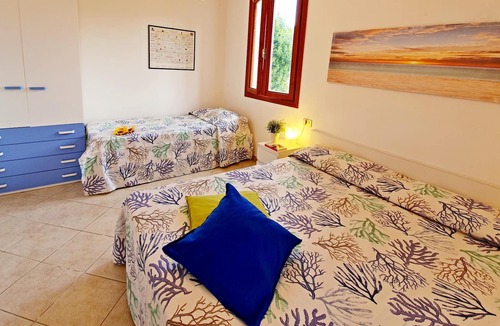 Lido di Capoliveri Apartment | Holiday Apartment "La Scogliera" with Sea View, Air Conditioning & Terrace