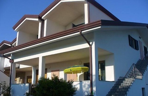 Foce Varano Apartment | Holiday apartment Lesina for 1 - 4 persons with 1 bedroom - Row house
