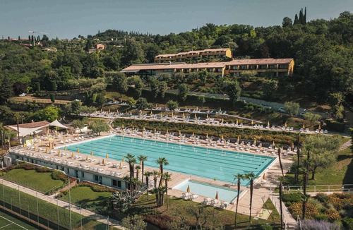 Costermano Apartment | Holiday apartment mit Klimaanlage und Pool