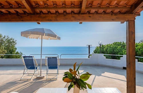 Caprioli Apartment | Holiday apartment Pisciotta for 1 - 6 persons with 2 bedrooms - Row house