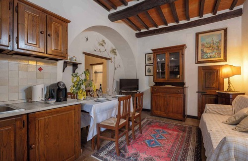 San Pietro a Cegliolo Apartment | Holiday apartment with outdoor pool and WiFi