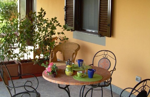 Montefiascone House | Holiday flat with private parking