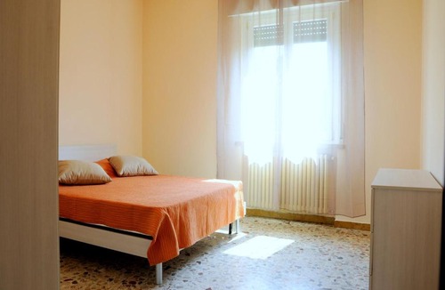 Pacengo House | Holiday Home by Lake Garda with Garden