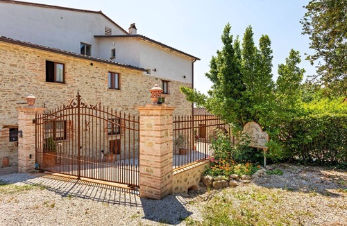 Citta di Castello House | Holiday Home in Umbria with Pool