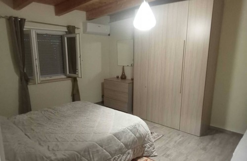 Lamezia Terme House | Holiday Home 'Le Dimore Degli Ulivi' with Shared Pool, Wi-Fi and Air Conditioning