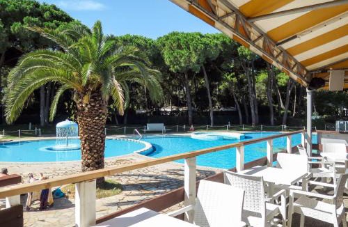Baia Domizia House | Holiday Home Luxury Tent by Interhome