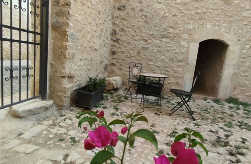 Goriano Valli Apartment | Holiday home “Orso” - Spacious apartment in a historic palazzo
