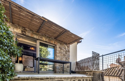 Manciano House | Holiday Home "Retreatloft in Manciano" with Private Terrace & Wi-Fi