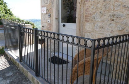 San Valentino In Abruzzo House | Holiday house 'Elvira Basilico' with terrace