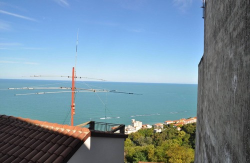 San Vito Chietino House | Holiday house San Vito Chietino for 1 - 5 persons with 2 bedrooms - Twin house