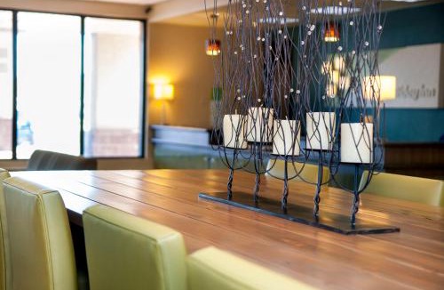 Spearfish Hotel | Holiday Inn Spearfish-Convention Center by IHG