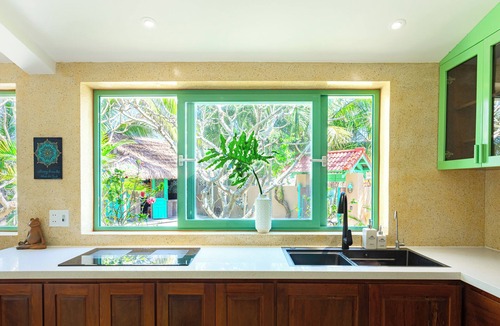Cam An House | Holiday Villa 6BR Beachfront, Pool, Sauna| An Bang