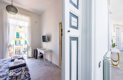 San Ferdinando House | Holme Relais S. Lucia by Napoliapartments