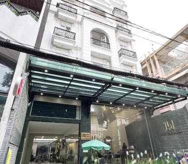 District 3 Apartment | Home Away Minh Khai - Serviced Apartment