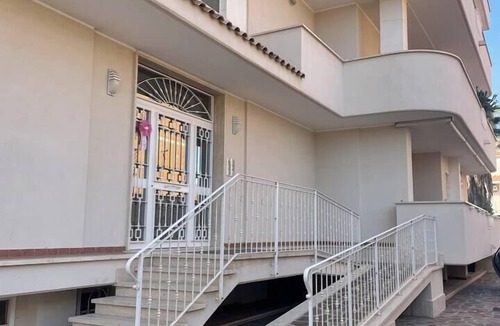 Fiumicino Apartment | Home parking near the Airport and beach