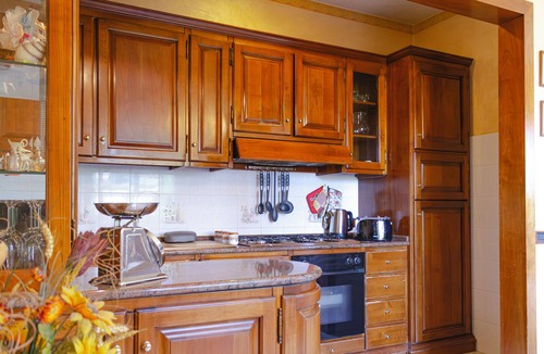 Marta House | Home with Private Garden and Barbecue