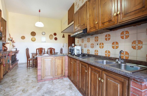 Cava de' Tirreni Apartment | Homerez - Apartment in Cava de' Tirreni.