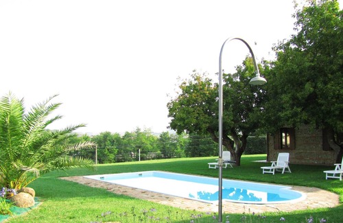 Castelbellino Apartment | Homerez - Beautiful appartement for 8 ppl. with shared pool at Castelbellino