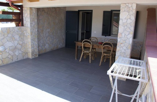 Montincello Apartment | Homerez - Cosy apartment with terrace and garden in Vieste