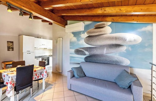 Sud-Ovest Apartment | Homerez - Elegant Apartment in Verona, 75 m² + Balcony
