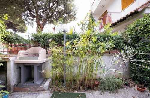 Sabaudia House | Homerez - House Sabaudia near lake