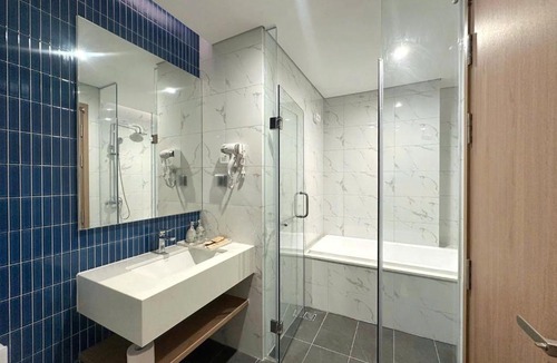 Ha Long Apartment | Homestay garden Greenbay
