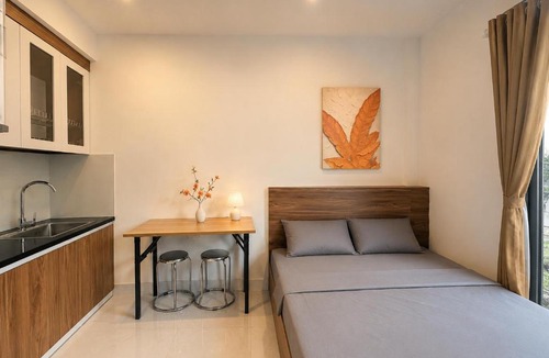 Hoang Mai Bed & Breakfast | Homestay ngõ 33 Văn Cao-02