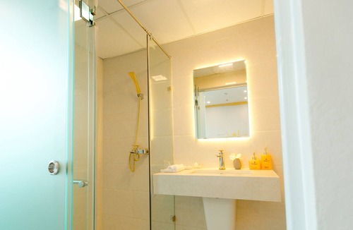 Nghia Đo Hotel | Honeymoon Hotel & Apartment