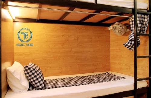 Van Mieu Hostel | HOSTEL TURBO