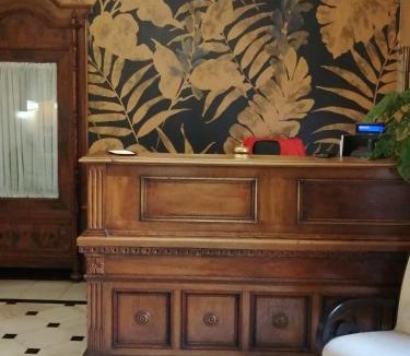 Tuscolano Hotel | Hotel Arco Di Travertino