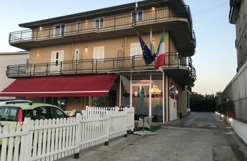 Montano Hotel | Hotel Ascot