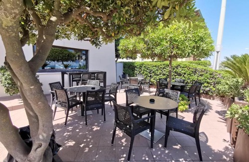 Casalbordino Hotel | Hotel Calgary