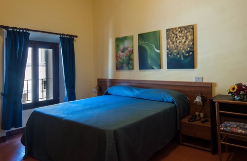 Capranica House | HOTEL CAPRANICA - FRANCIGENA - VIA ROMEA GERMANICA - TUSCIA ETRURIA AND NATURE