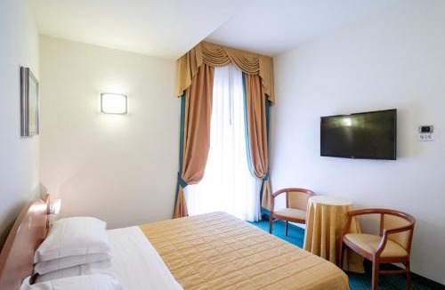 Bardolino Hotel | Hotel Capri Bardolino 3S