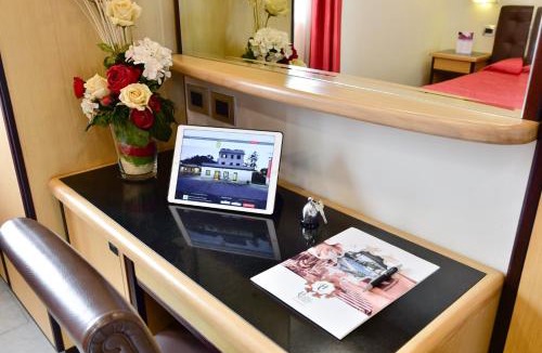 Castel Giubileo Hotel | Hotel Castle