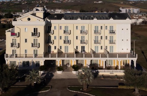 Sant'Egidio alla Vibrata Hotel | HOTEL CONCORDE