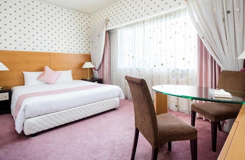 Makuhari Hotel | Hotel Francs