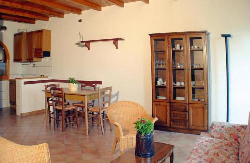 Montelparo Apartment | Hotel in Marche with Scenic Hiking Trails