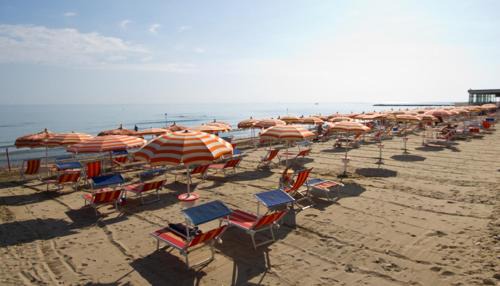 Casalbordino Hotel | Hotel L'Aragosta