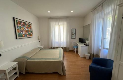 Santa Marinella Hotel | Hotel L'Isola