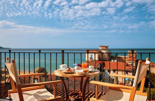 Santa Maria di Castellabate Hotel | Hotel La Pergola