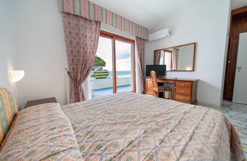 Belvedere Marittimo Hotel | Hotel La Castellana