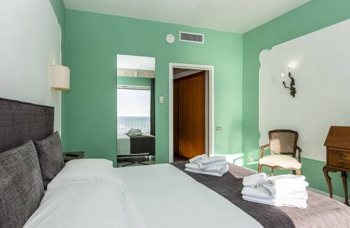 San Felice Circeo Hotel | Hotel Maga Circe