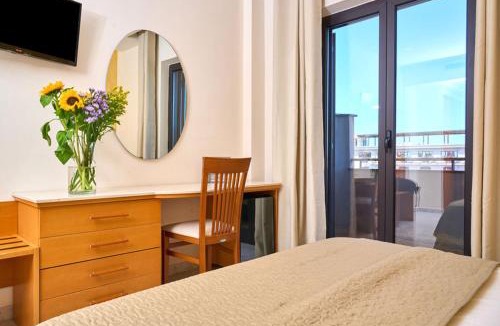 Marina di Varcaturo Hotel | Hotel Miramare