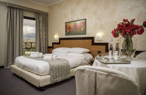 Scurcola Marsicana Hotel | Hotel Olimpia