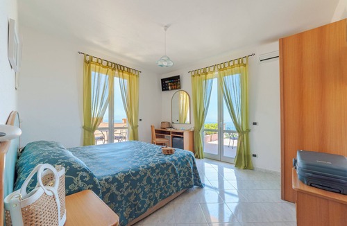 Forio Hotel | Hotel Poggio Del Sole