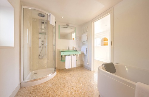 Cavasagra Hotel | Hotel Relais Villa Cornèr della Regina