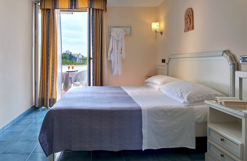 Ischia Porto Hotel | Hotel San Giovanni Terme